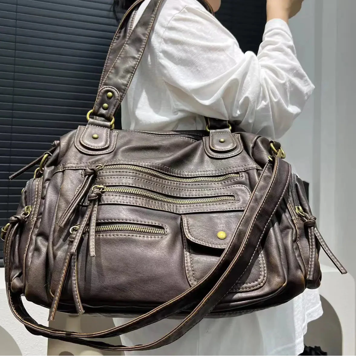 LILIA - Sac à Main en Cuir Vintage Multi-poches