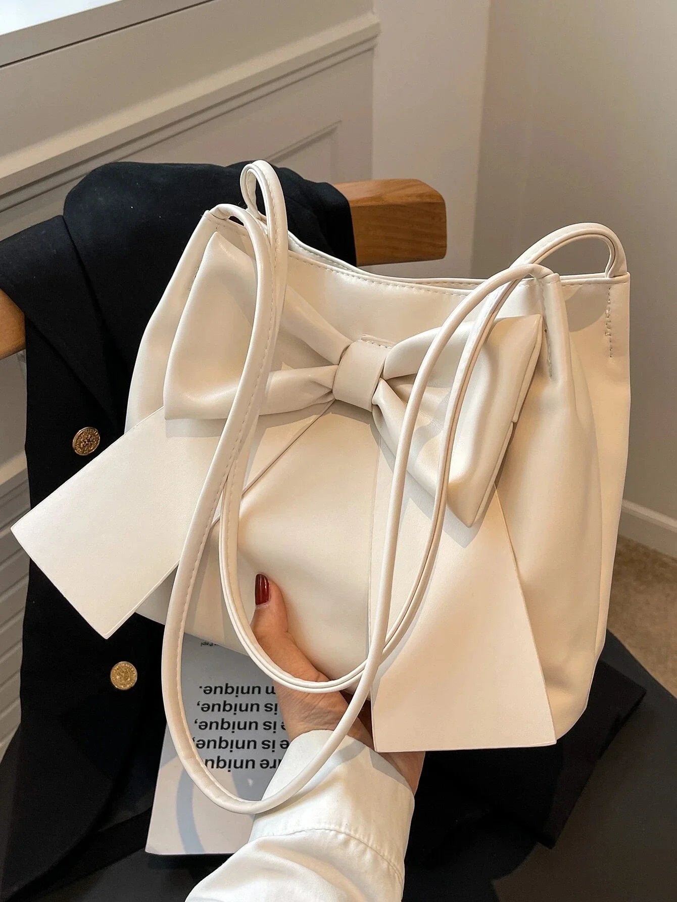 LIAM - Sac à Main de Cours Léger à Noeud