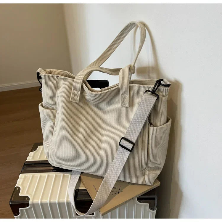 WILLA - Grand Sac à Main de Cour en Velours Côtelé