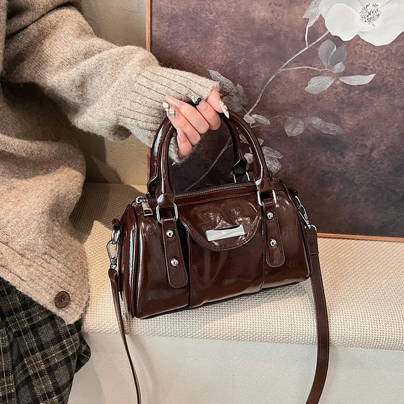 SANDY - Sac à Main en Cuir Vernis Élégant
