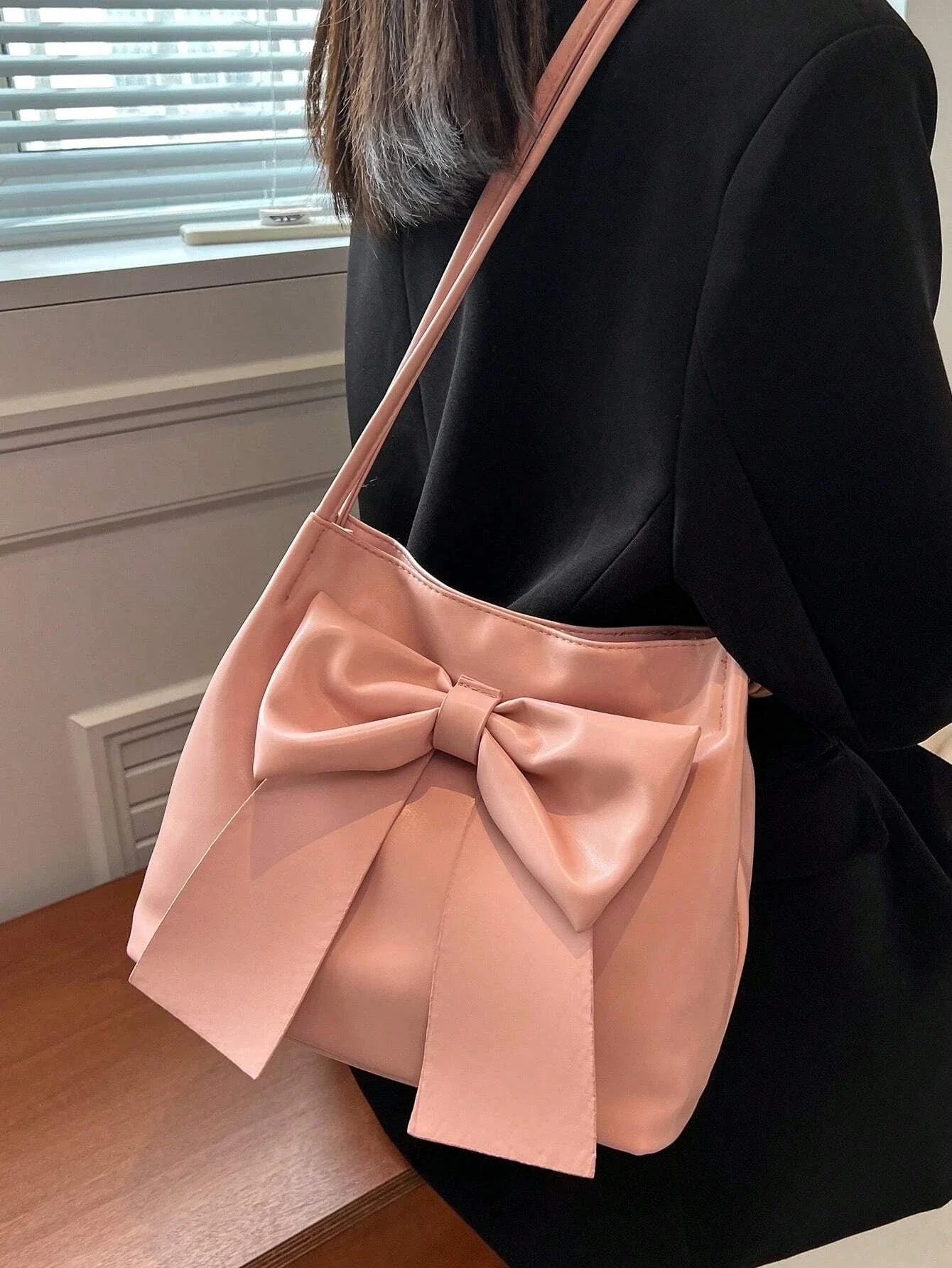 LIAM - Sac à Main de Cours Léger à Noeud