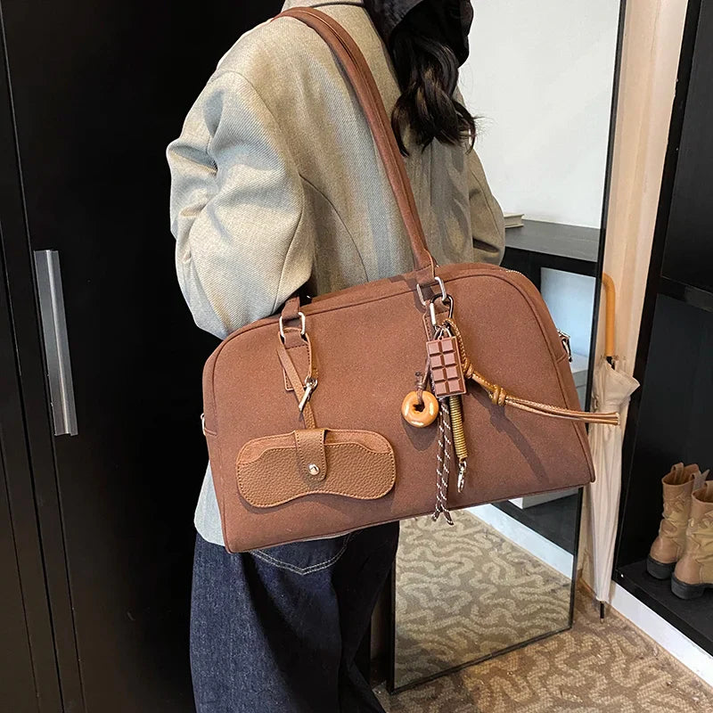 MARIA - Sac à Main de Cours en Bandoulière en Daim