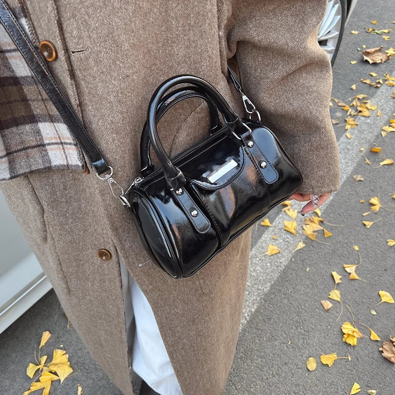 SANDY - Sac à Main en Cuir Vernis Élégant
