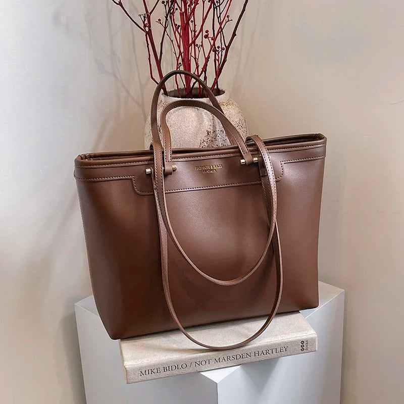 VIVI - Grand Sac à Main de Cours en Cuir Végan