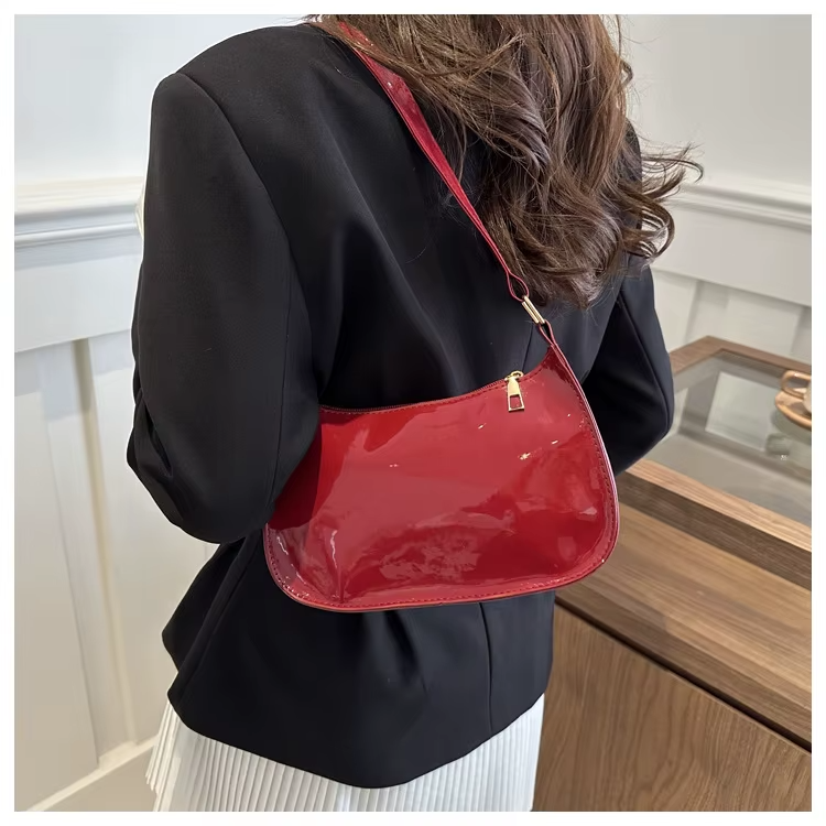 NINI - Petit Sac à Main Vernis