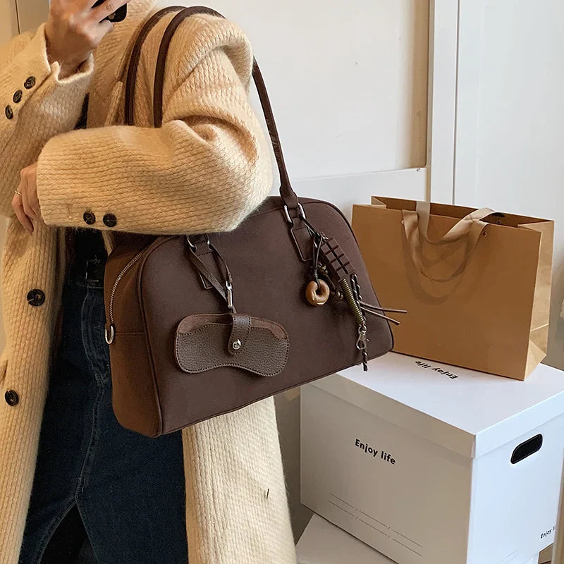 MARIA - Sac à Main de Cours en Bandoulière en Daim