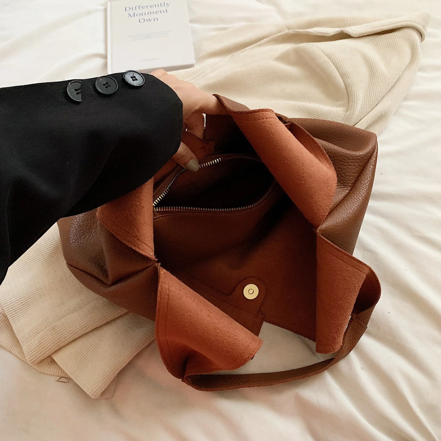 LICA - Grand Sac à Main de Cours en Cuir Souple