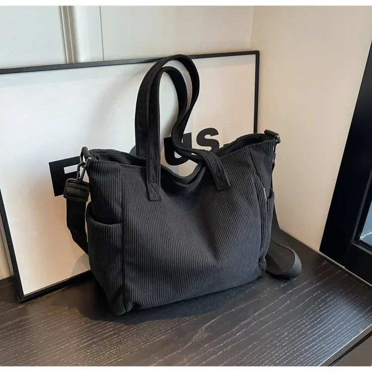 WILLA - Grand Sac à Main de Cour en Velours Côtelé