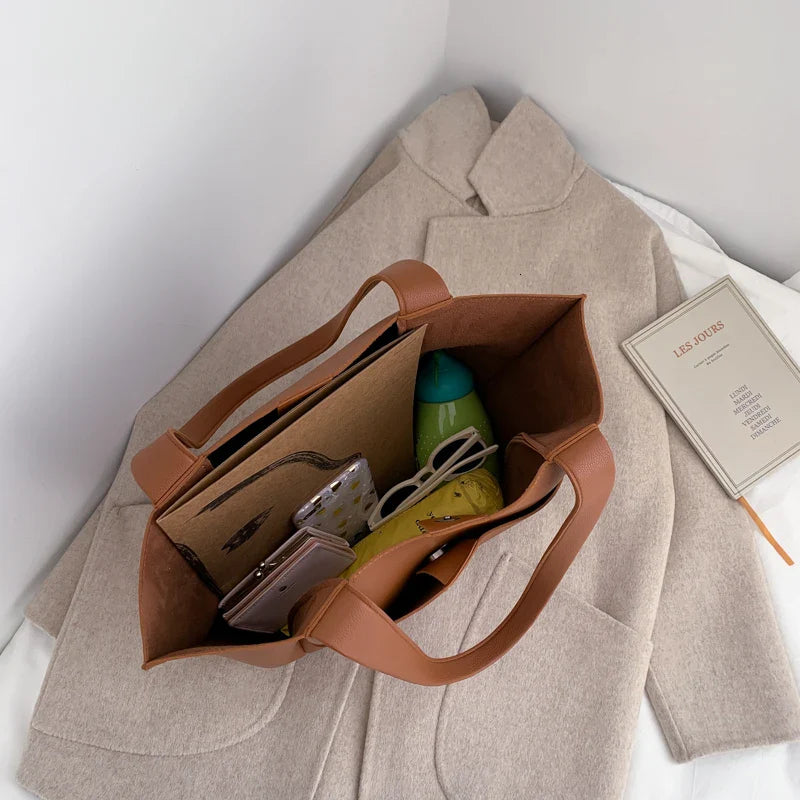 DIANA - Grand Sac à Main de Cours en Cuir Souple